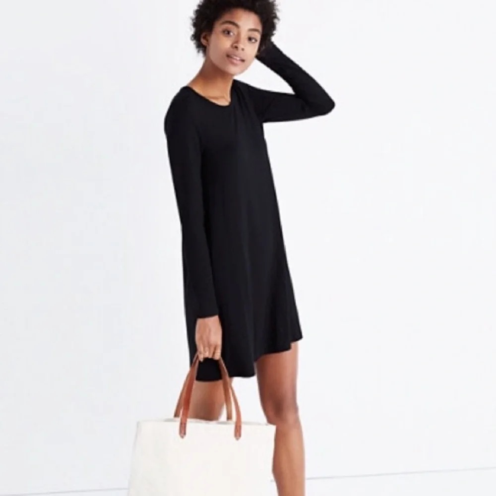 SOLD Madewell Swingy Tee Dress - Picture 1 of 7